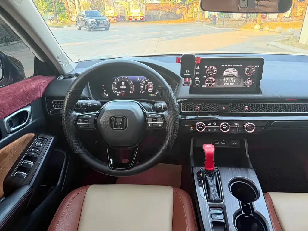 Honda Civic — фото 7