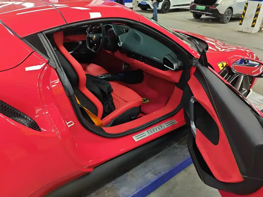 Ferrari 296 2025 из CN, фото 4