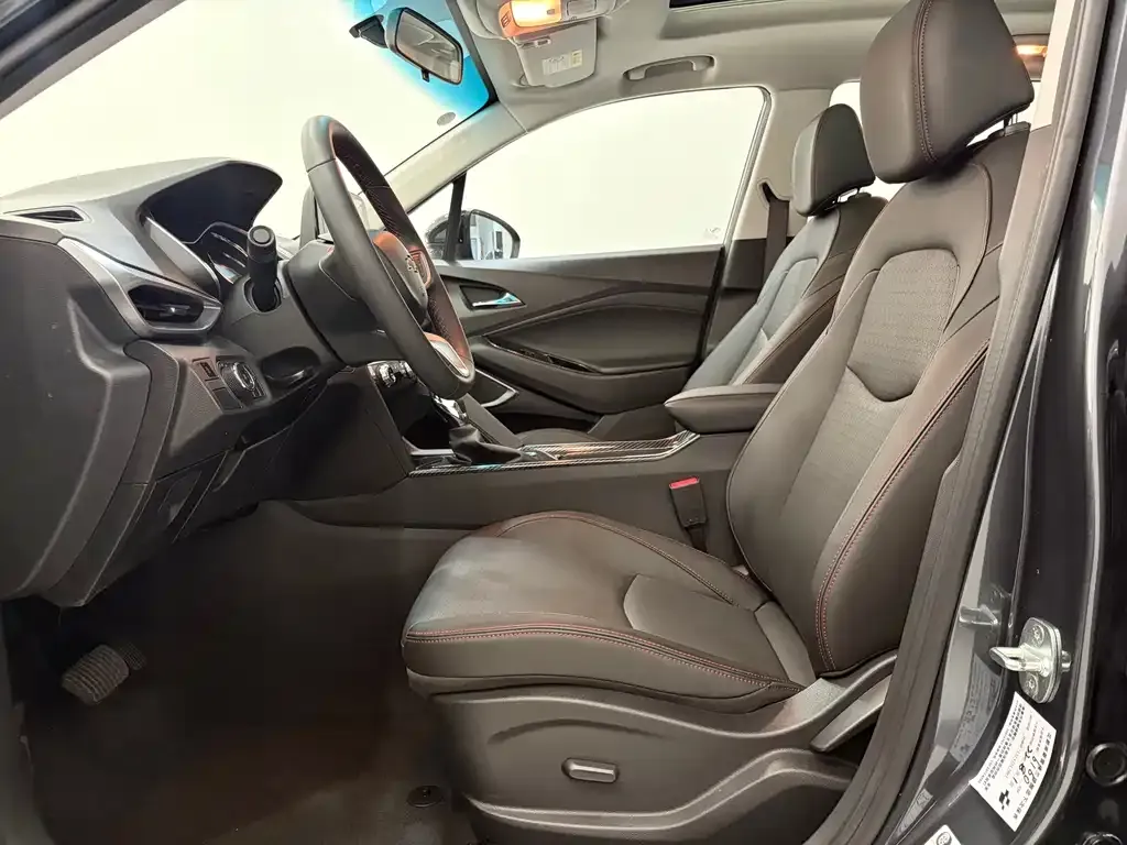 Chevrolet Volando 2021 из CN, фото 3