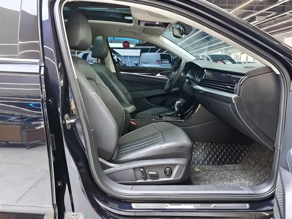 Volkswagen Passat — фото 4