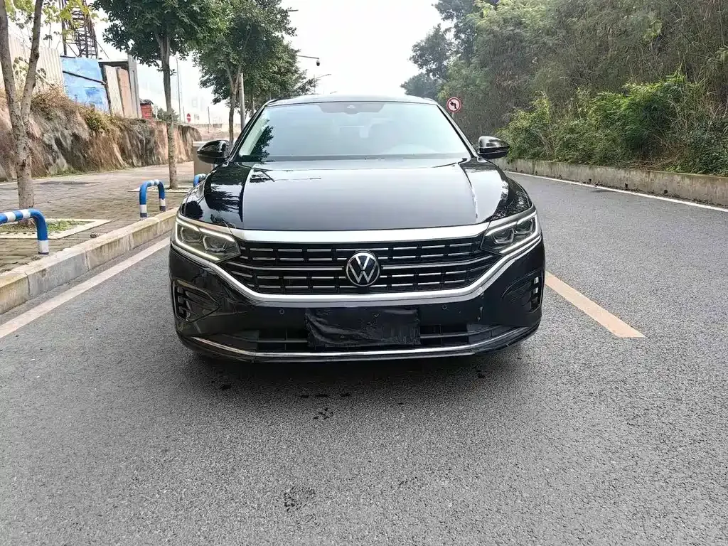 Volkswagen Passat — фото 10
