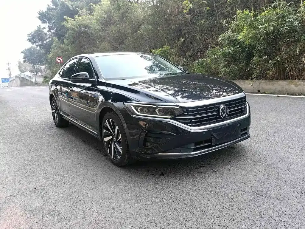 Volkswagen Passat — фото 5