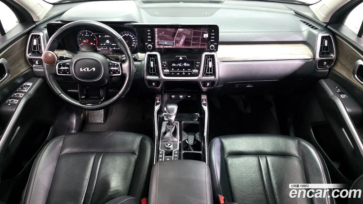 Kia Sorento — фото 8