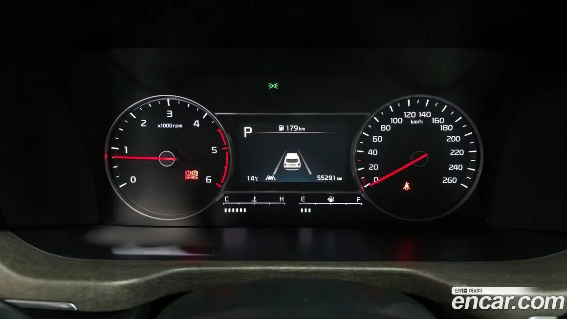 Kia Sorento — фото 6