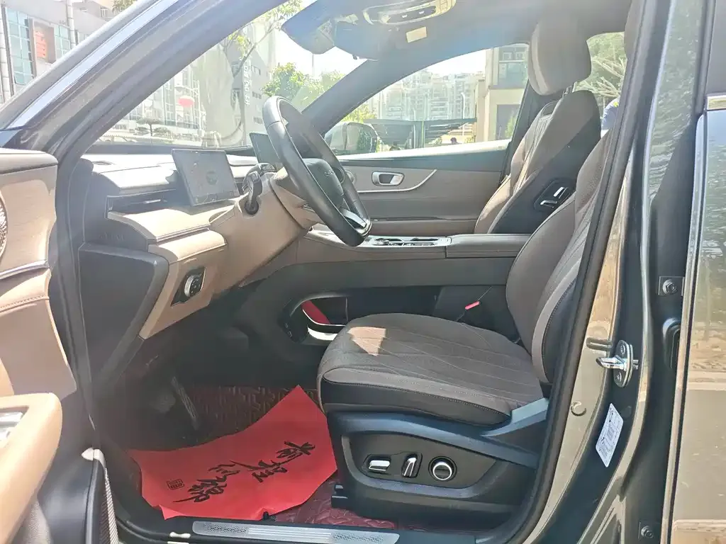 Chery Tiggo 8 PLUS — фото 2