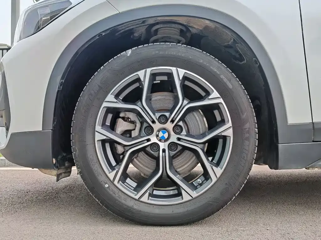 BMW X1 — фото 6