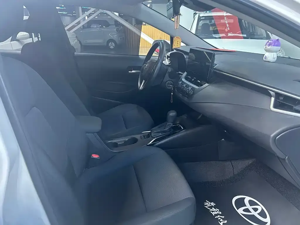 Toyota Corolla 2023 из CN, фото 8