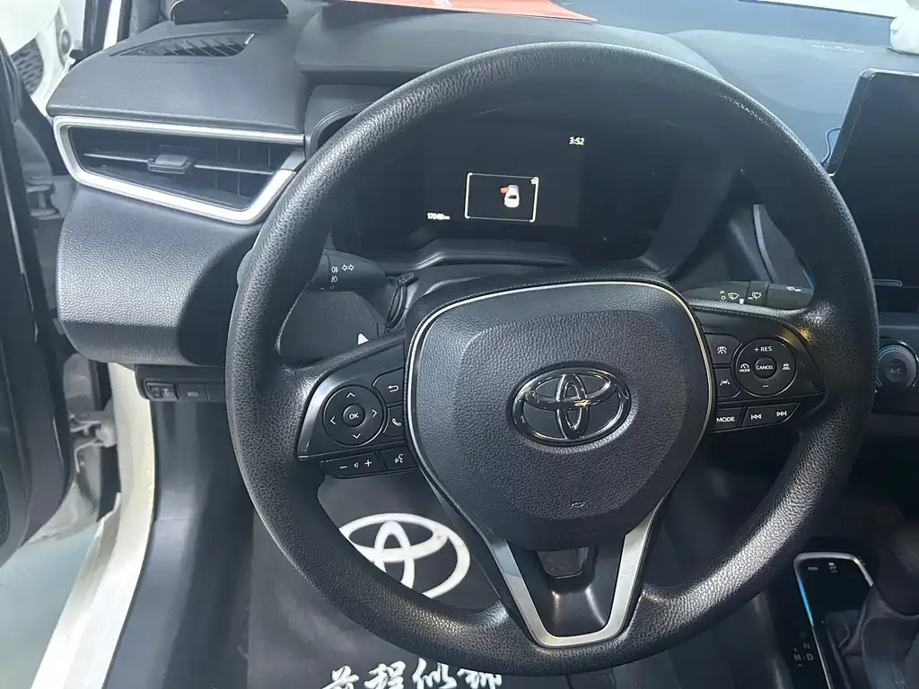 Toyota Corolla 2023 из CN, фото 9