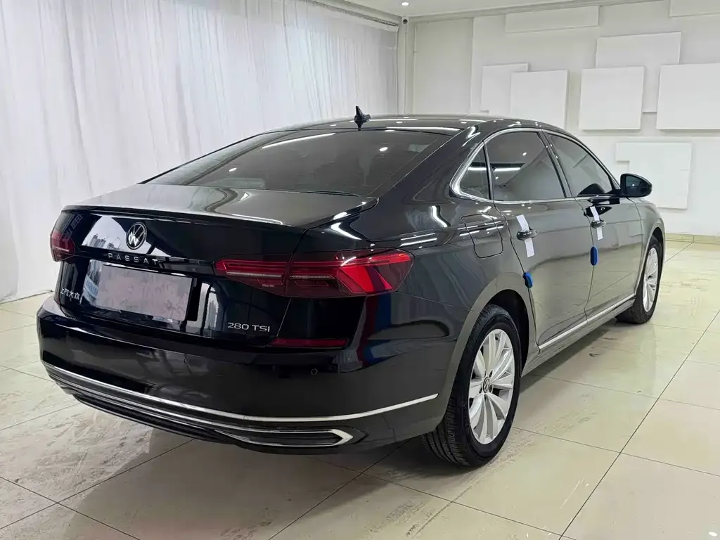 Volkswagen Passat 2021 из CN, фото 4