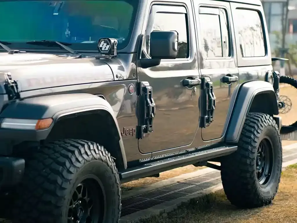 Jeep Wrangler — фото 3