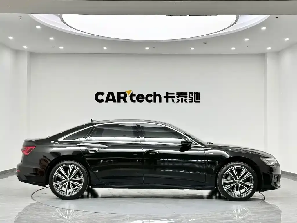 Audi A6L 2022 из CN, фото 6