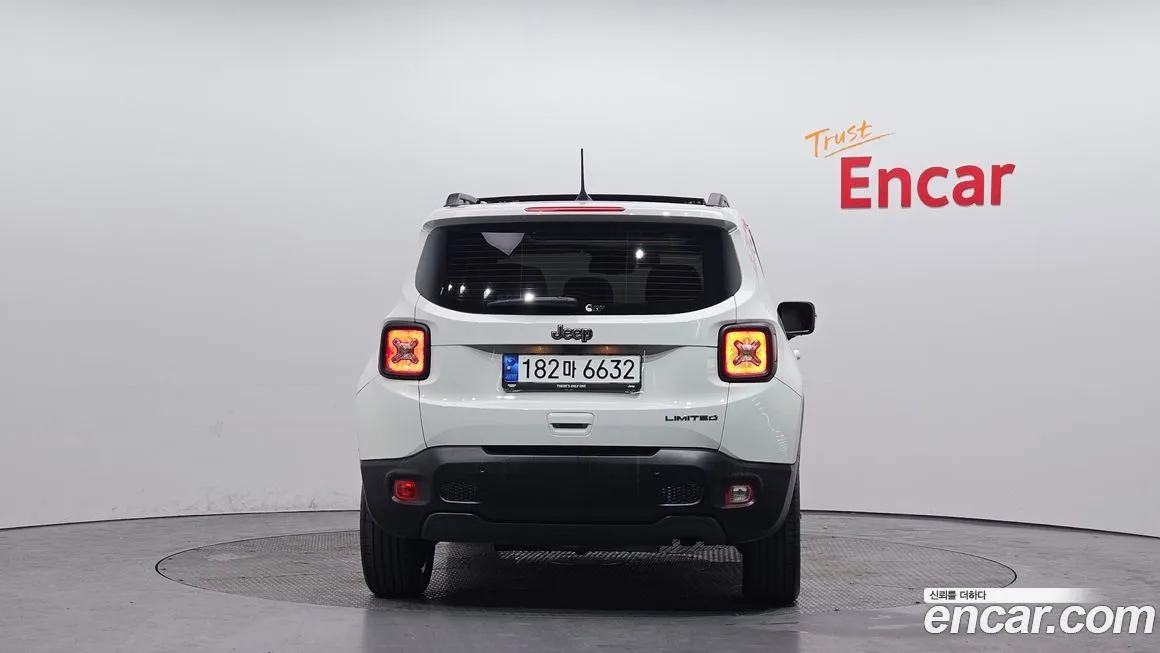 Jeep Renegade 2022 из KR, фото 6