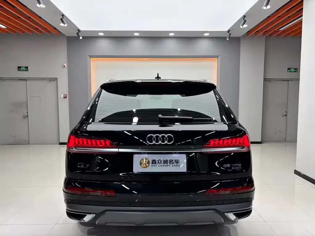 Audi Q7 — фото 2