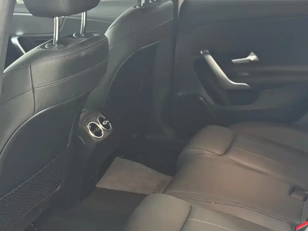 Mercedes-Benz A-Class 2021 из CN, фото 2