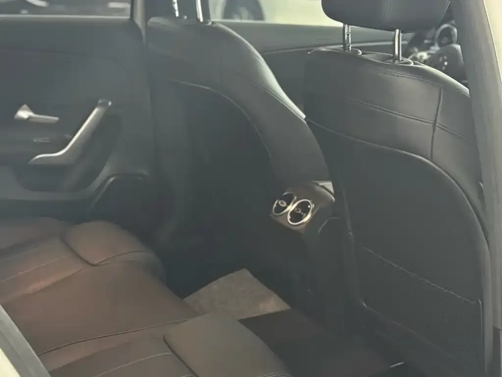 Mercedes-Benz A-Class 2021 из CN, фото 3