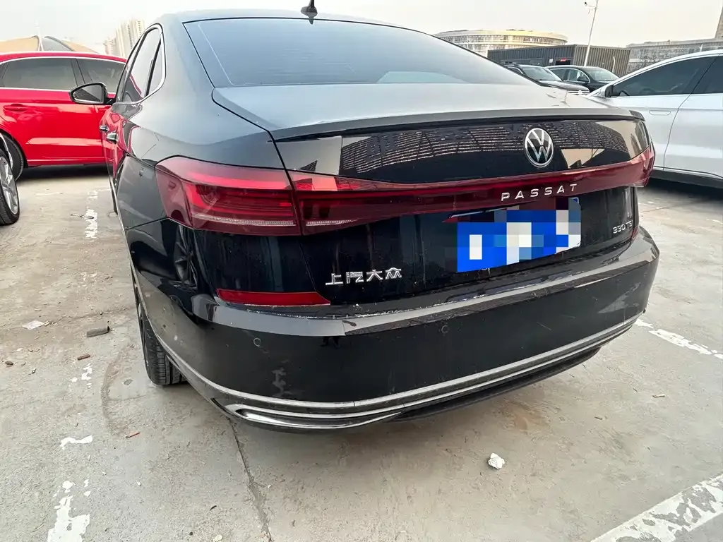 Volkswagen Passat 2022 из CN, фото 8