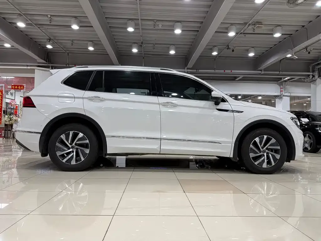 Volkswagen Tiguan L New Energy 2021 из CN, фото 8
