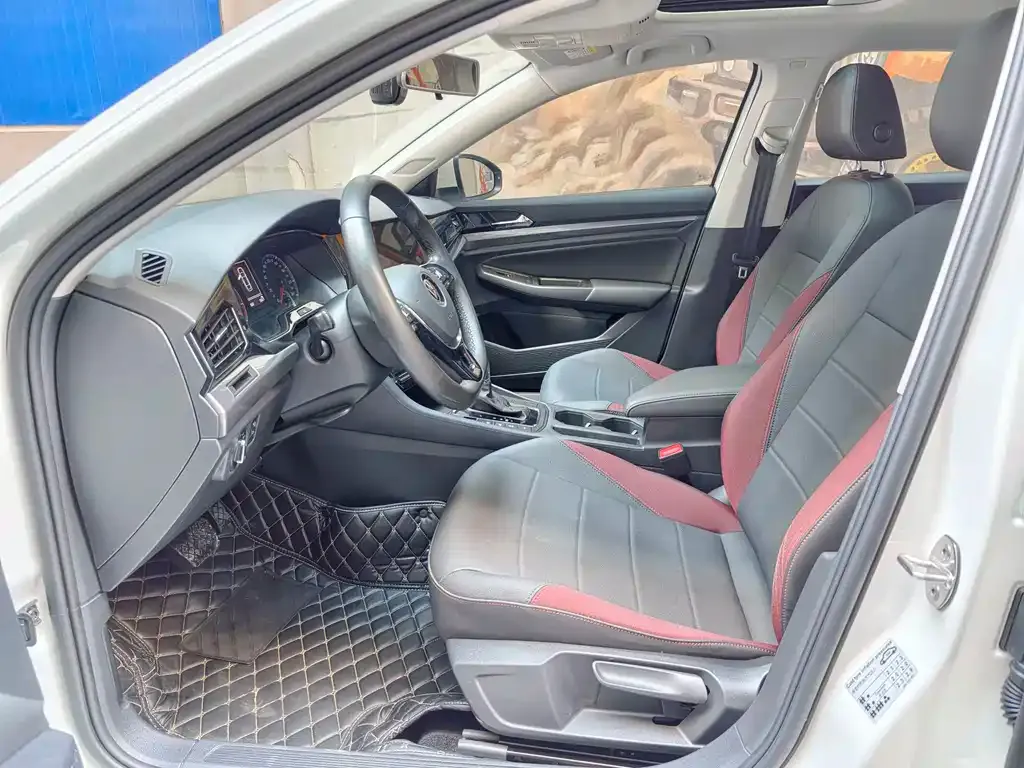 Volkswagen Bora 2022 из CN, фото 4