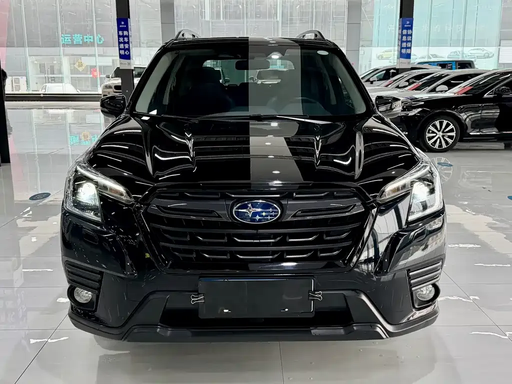 Subaru Forester 2022 из CN, фото 2