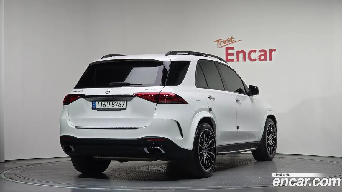 Mercedes-Benz GLE-Class — фото 4