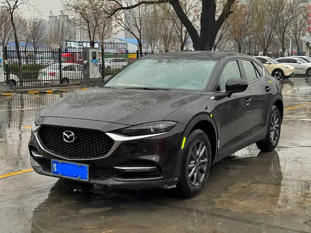 Mazda CX-4 2023 из CN, фото 1
