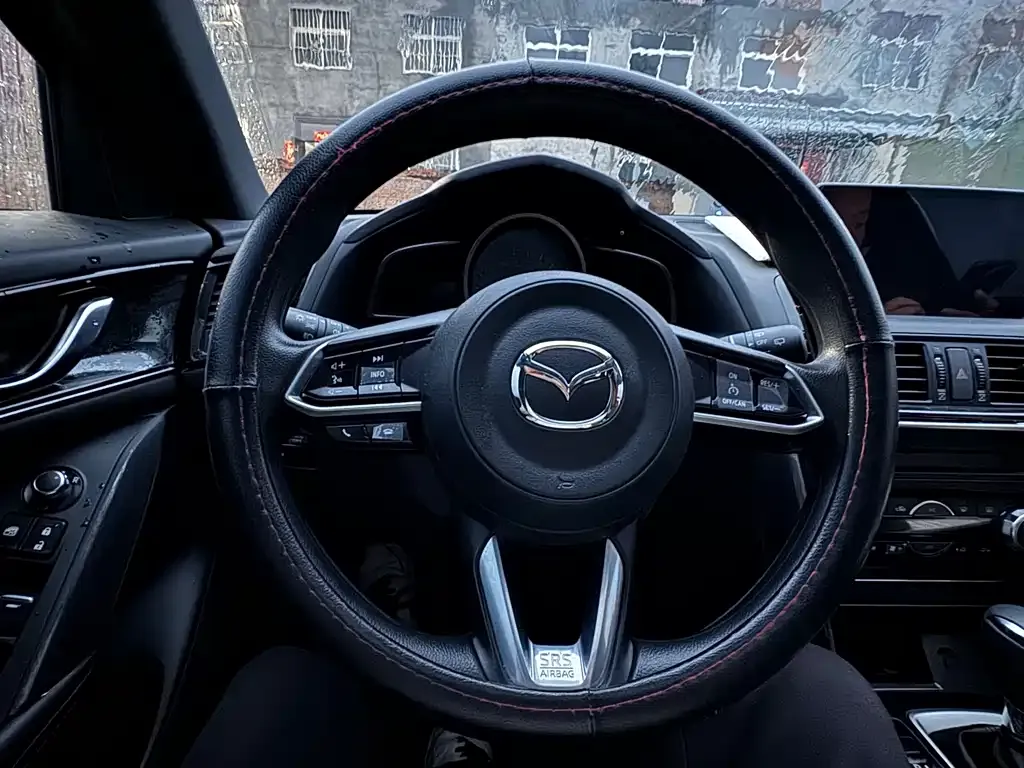 Mazda CX-4 2023 из CN, фото 3