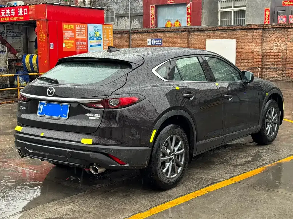 Mazda CX-4 2023 из CN, фото 5