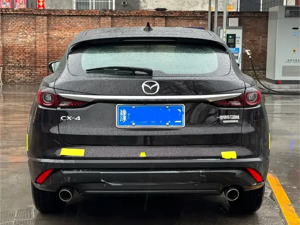 Mazda CX-4 2023 из CN, фото 4