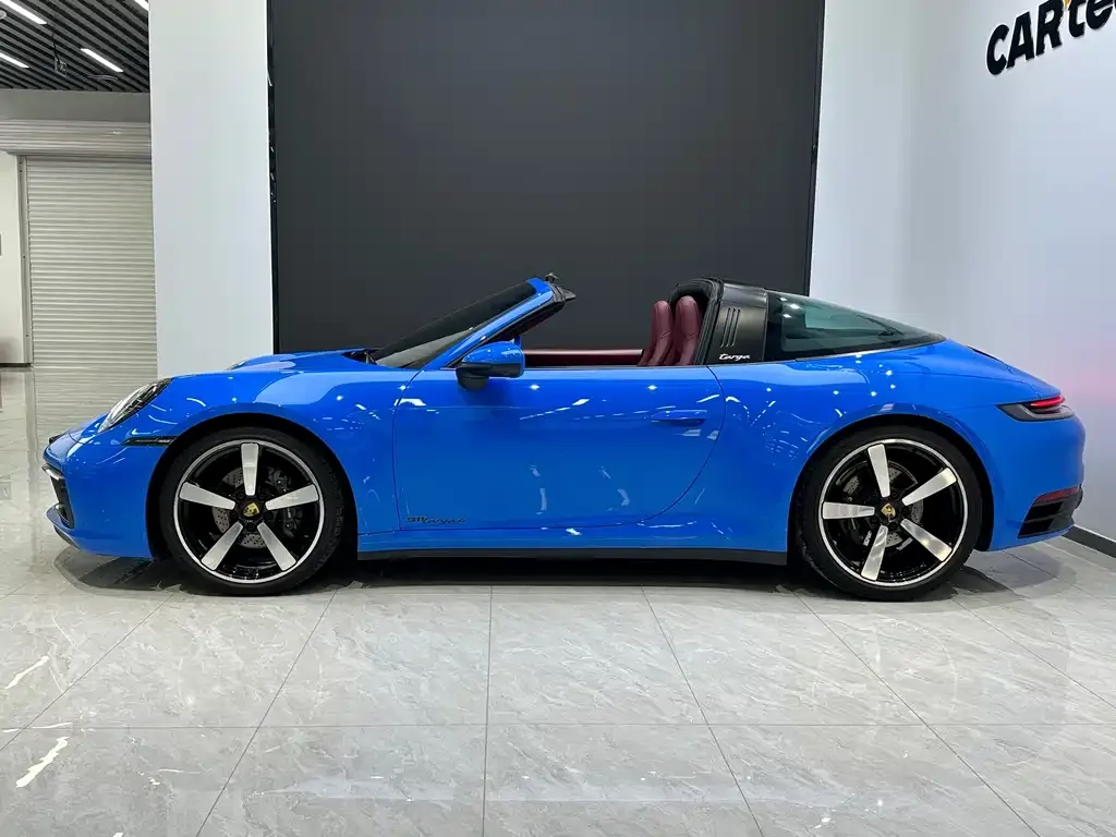 Porsche 911 2023 из CN, фото 10