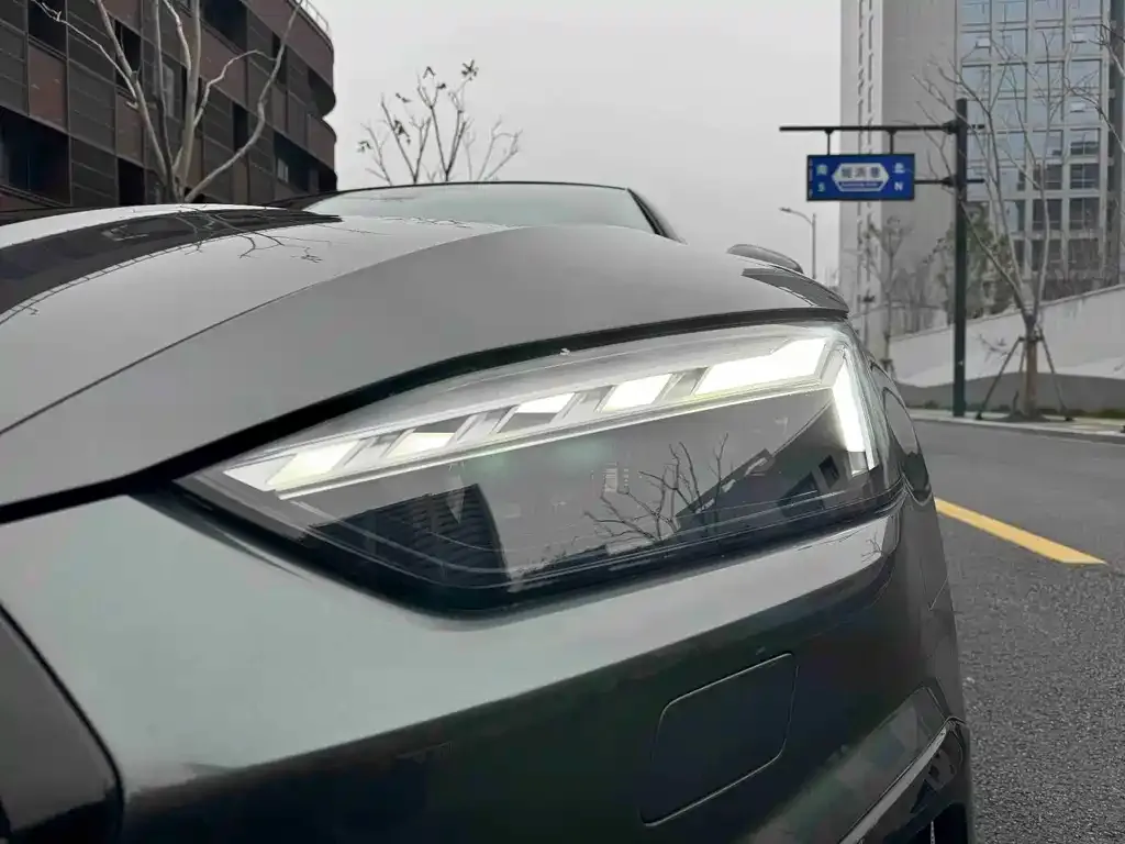 Audi A5 (Import) 2023 из CN, фото 2