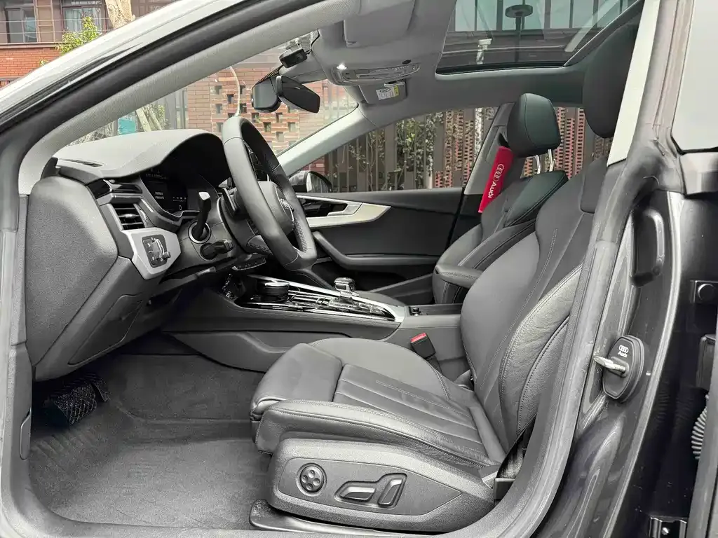 Audi A5 (Import) 2023 из CN, фото 8