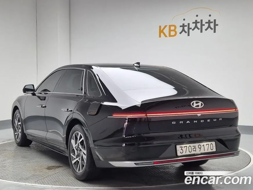 Hyundai Grandeur 2023 из KR, фото 2