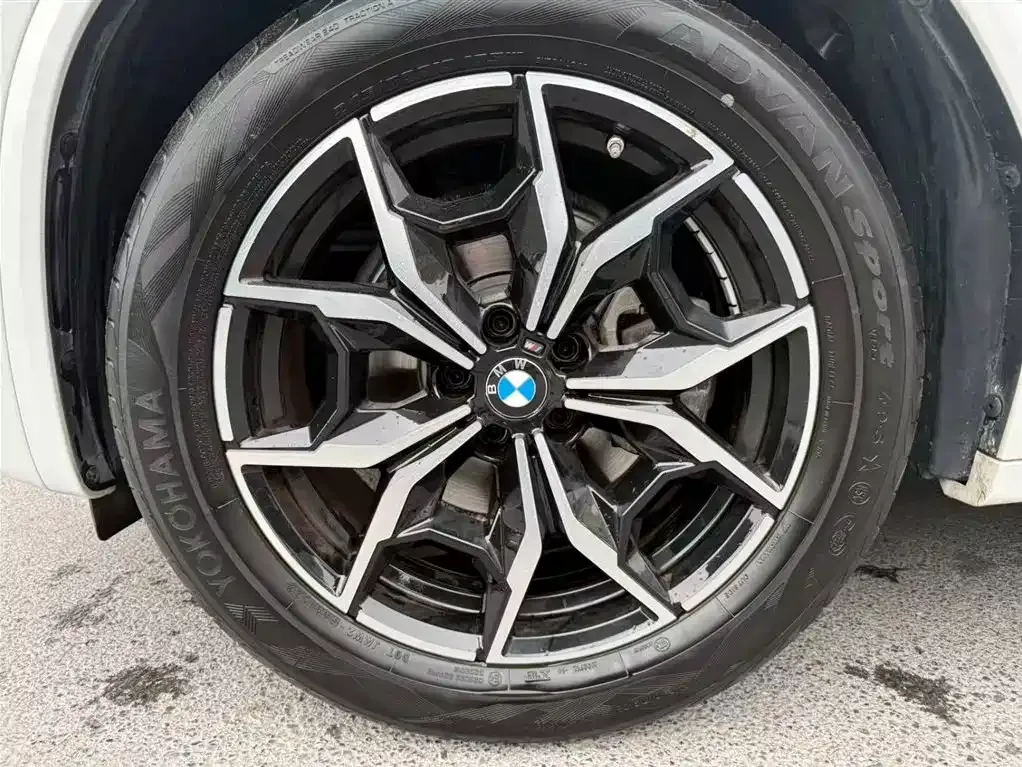 BMW X3 — фото 10