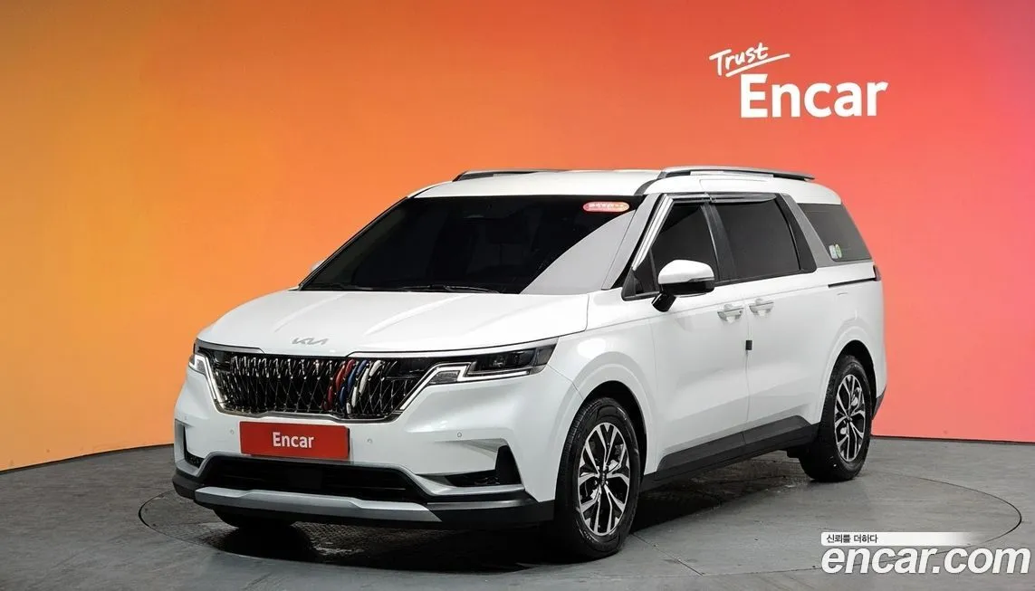 Kia Carnival 2023 из KR, фото 1
