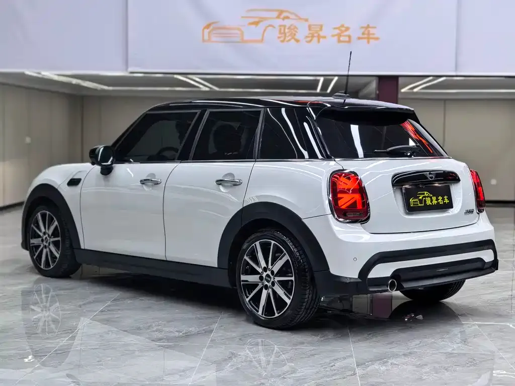 MINI Cooper (3-door) 2023 из CN, фото 3