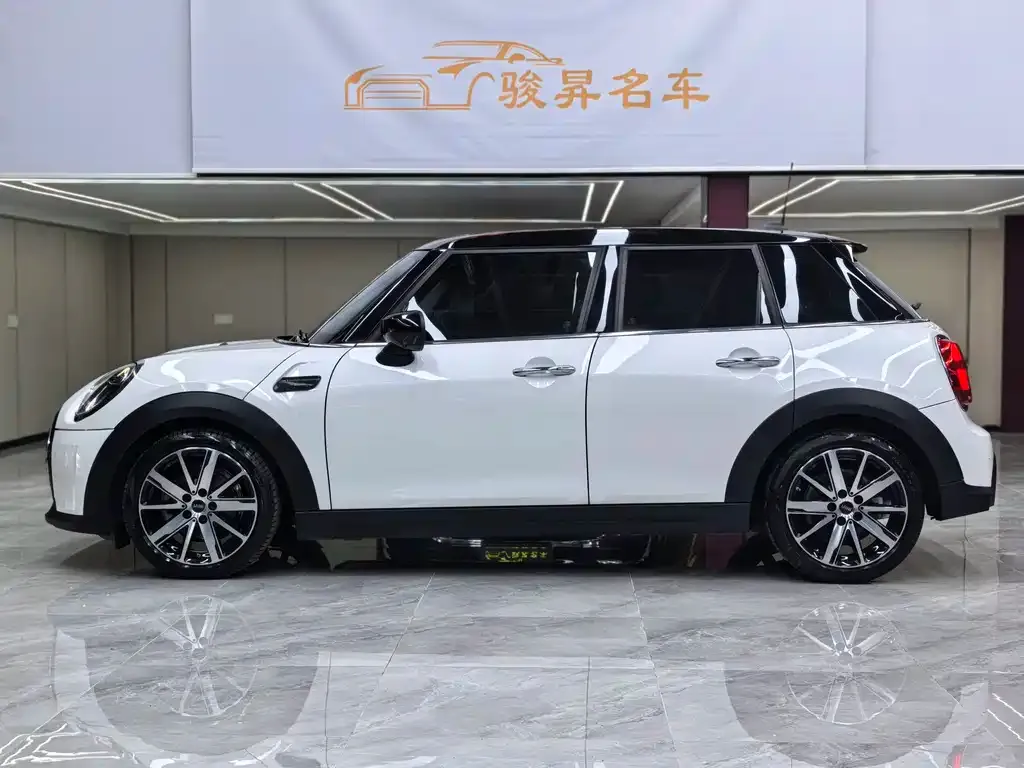 MINI Cooper (3-door) 2023 из CN, фото 5