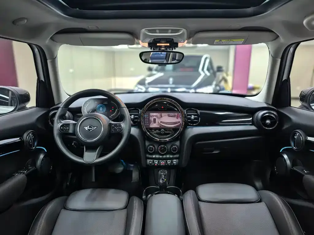 MINI Cooper (3-door) 2023 из CN, фото 6