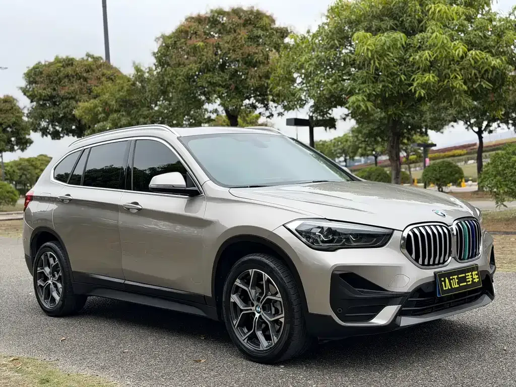 BMW X1 — фото 7
