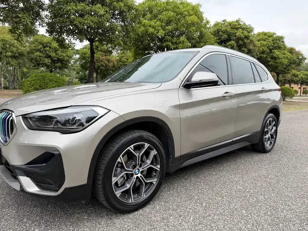 BMW X1 — фото 4