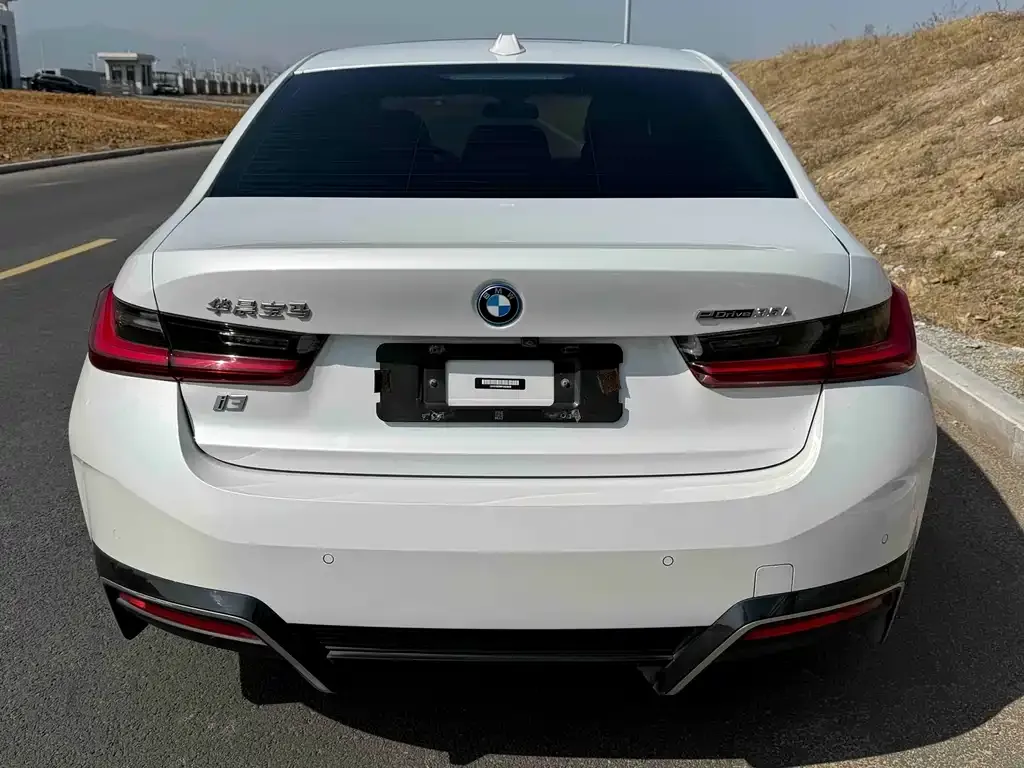 BMW i3 2023 из CN, фото 9