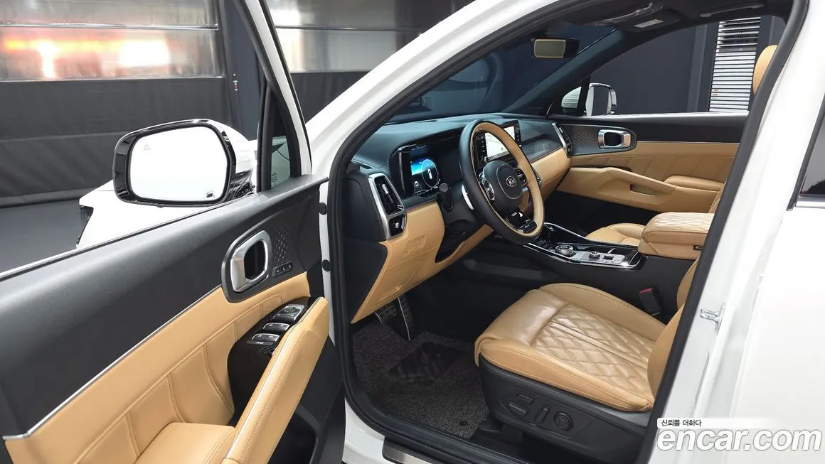 Kia Sorento — фото 7