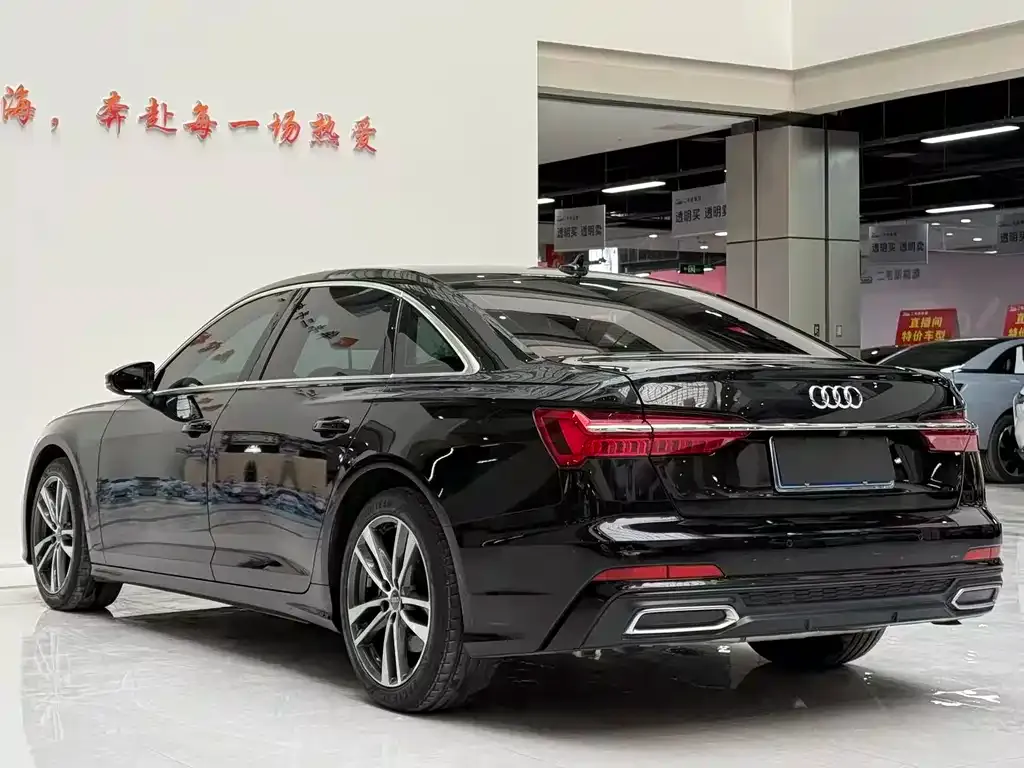 Audi A6L — фото 5