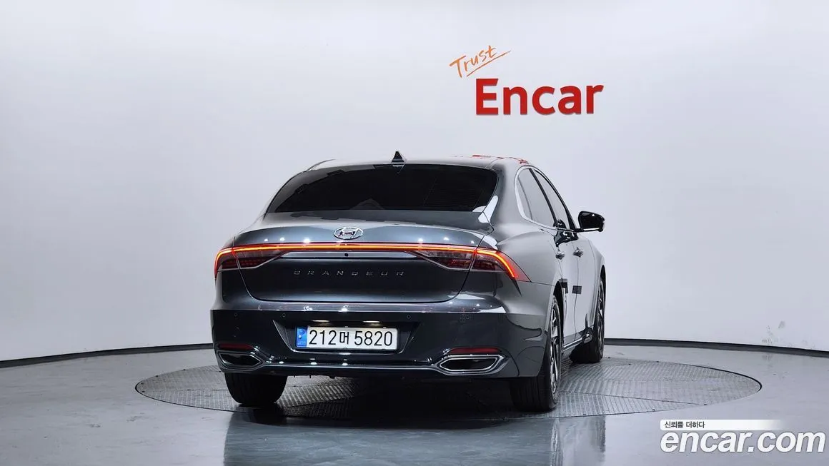 Hyundai Grandeur 2022 из KR, фото 4