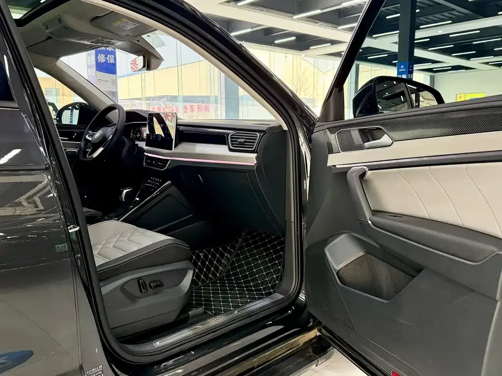 Volkswagen Tayron 2023 из CN, фото 3