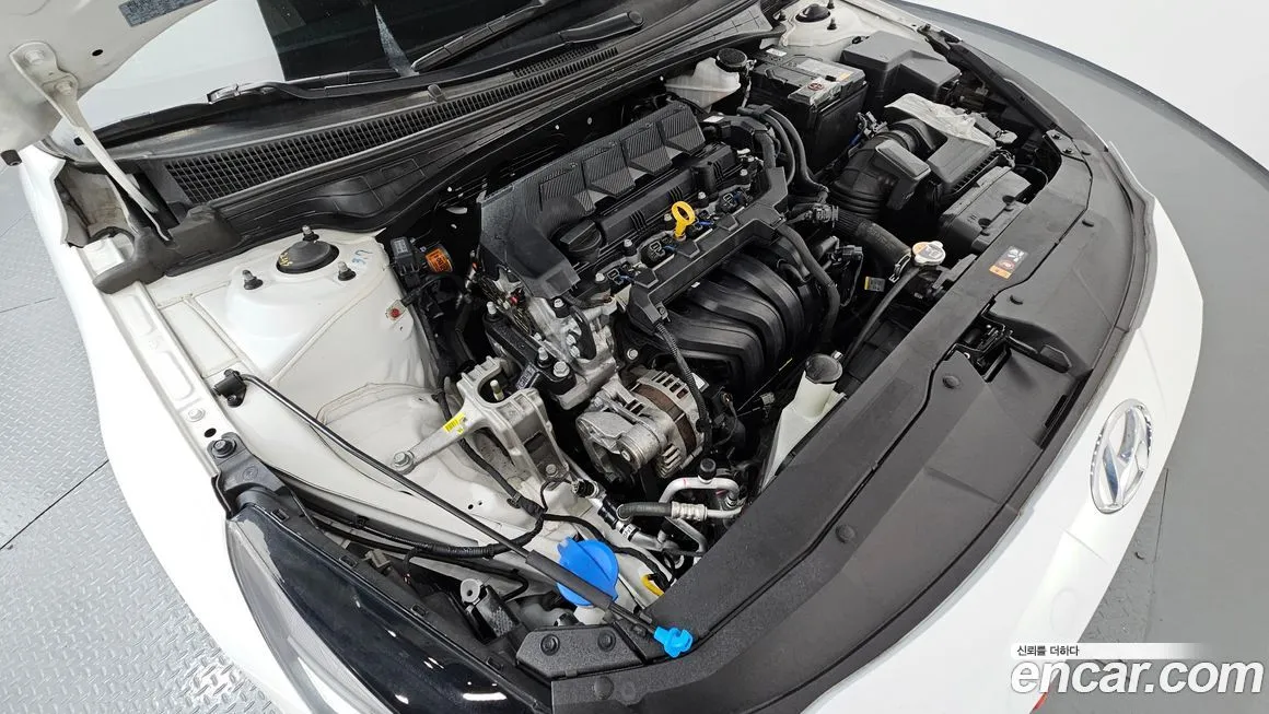 Hyundai AVANTE 2023 из KR, фото 7