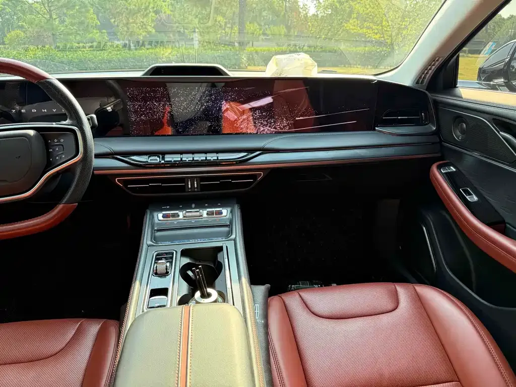 Lincoln Z 2022 из CN, фото 4
