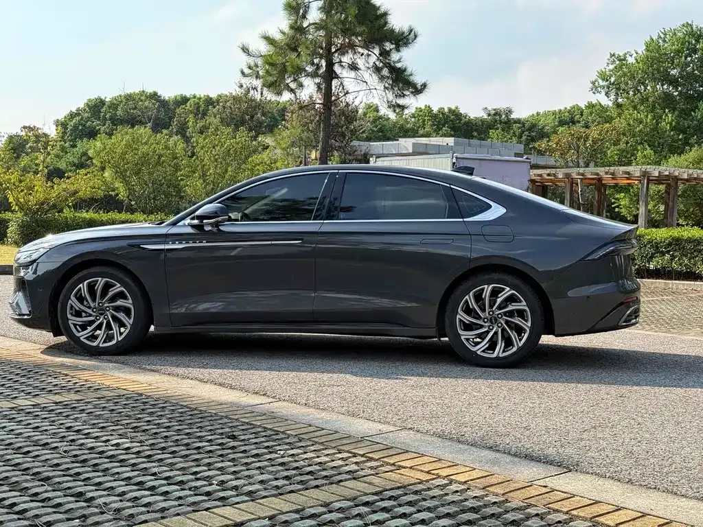 Lincoln Z 2022 из CN, фото 8