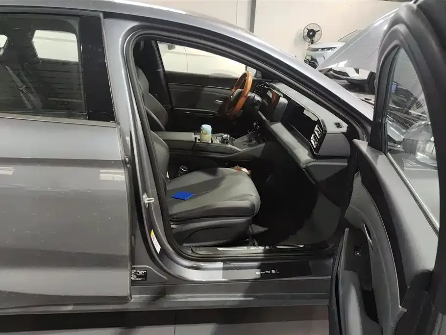 BYD Qin L 2025 из CN, фото 3