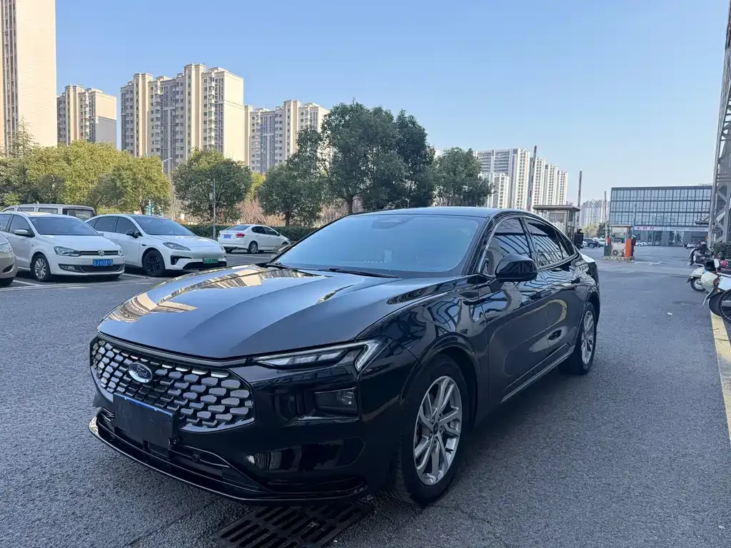 Ford Mondeo 2023 из CN, фото 1