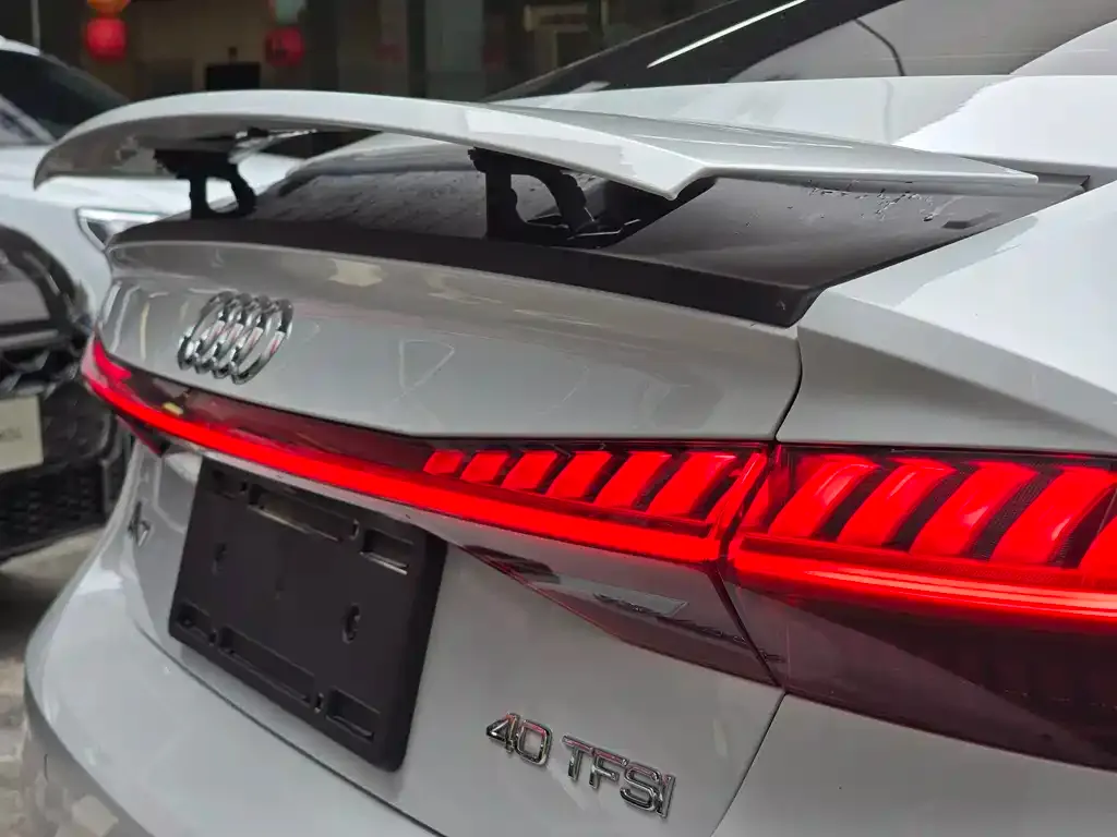 Audi A7 2021 из CN, фото 6